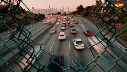 ky体育娱乐-莱万状态火热，连续7场在德甲破门，莱万2020集锦